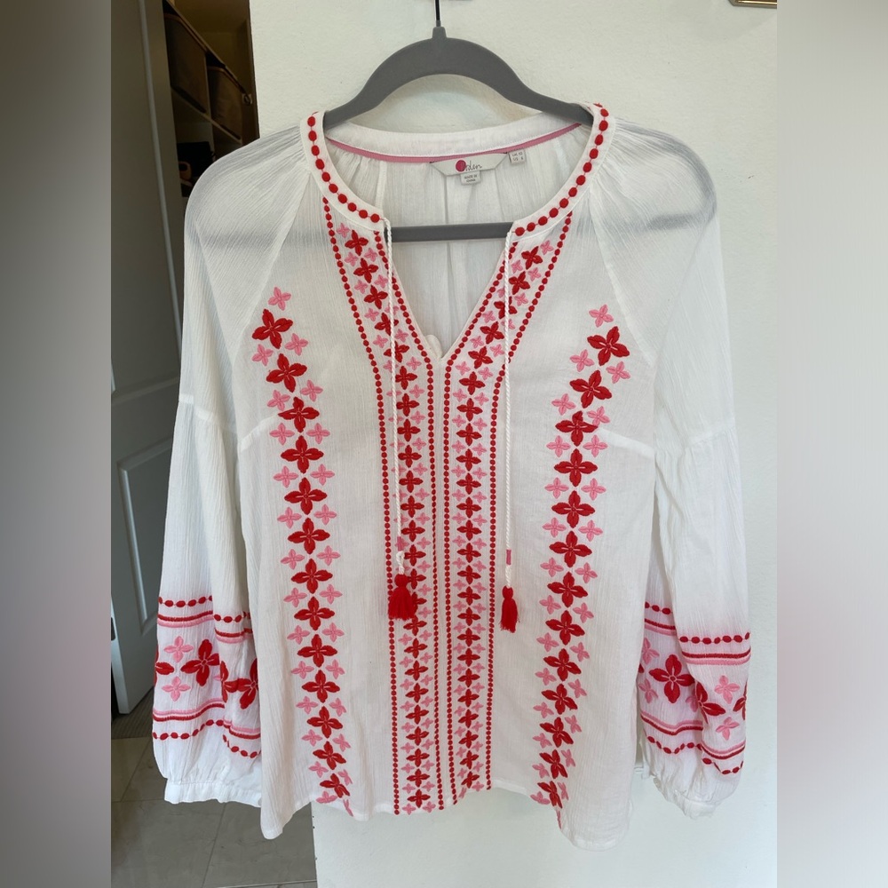 Boden embroidered top blouse US 6